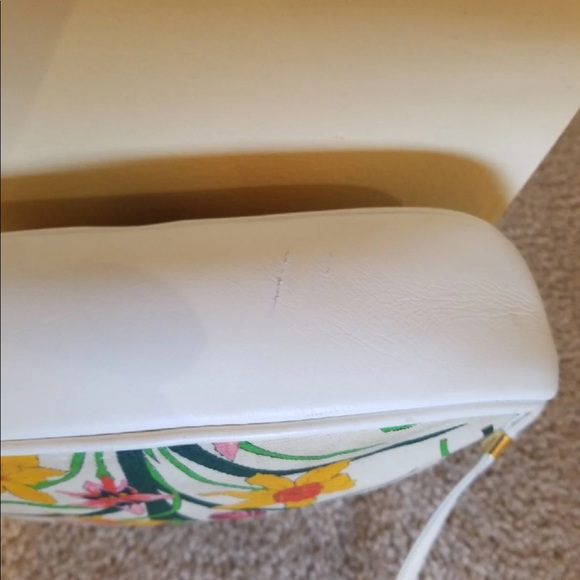 Vintage Gucci Flora Crossbody - Picture 4 of 8